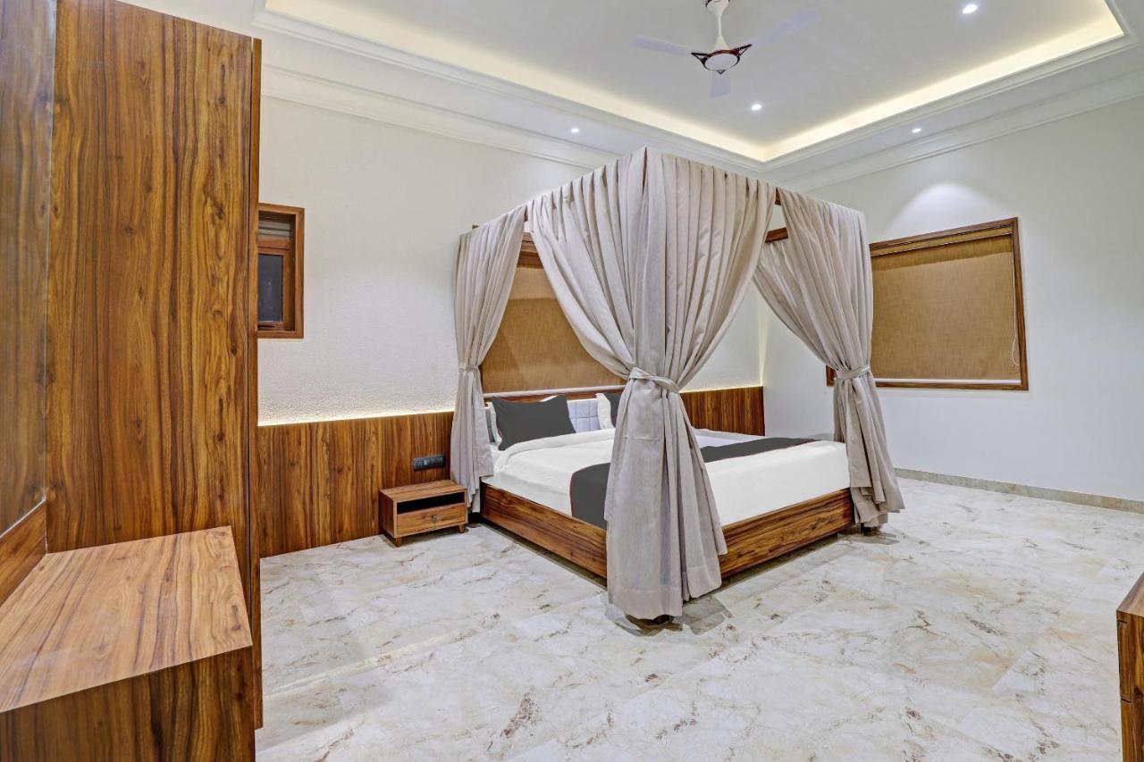 Ratna Vilas Palace Райкот Екстериор снимка
